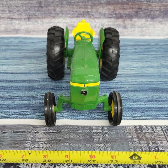 Vintage 1/16 scale Ertl John Deere 2640 diecast tractor w/frontend green/yellow - Picture 4 of 10